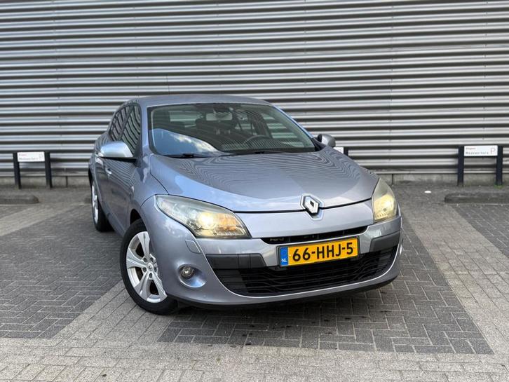 Renault Mégane 1.6 HB Dynamique XENON|NAVI|CLIMA|LMV 17”, Auto's, Renault, Bedrijf, Te koop, Mégane, ABS, Airbags, Airconditioning