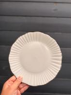 AH Borden met Gouden Rand - 60 stuks, Huis en Inrichting, Keuken | Servies, Ophalen of Verzenden, Zo goed als nieuw, Bord(en)