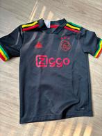 Officieel Ajax tenue Bob Marley editie maat 140/128, Adidas, Gebruikt, Jongen of Meisje, Sport- of Zwemkleding