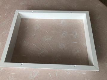 Kader / frame aluminium wit (inbouw 400x300mm) beschikbaar voor biedingen