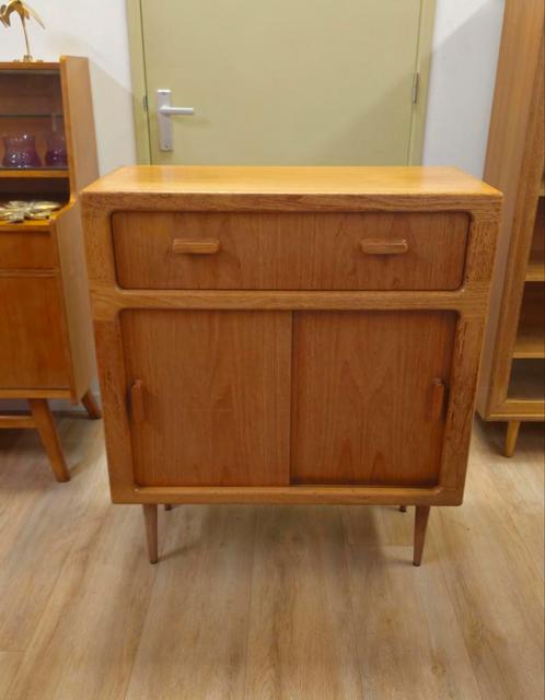 Vintage Silkeborg Kast Ladekast Schuifdeuren Kastje, Huis en Inrichting, Kasten | Ladekasten, Gebruikt, 100 tot 150 cm, 25 tot 50 cm