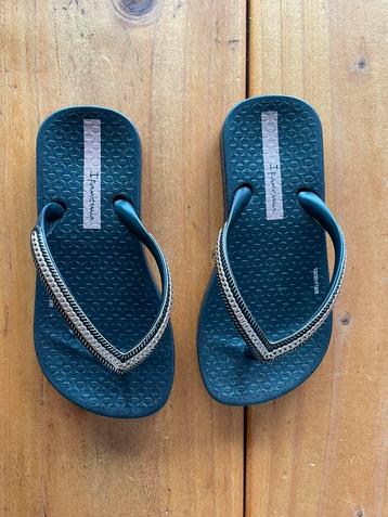 Zwarte slippers Ipanema, maat 25/26 - nieuw! beschikbaar voor biedingen