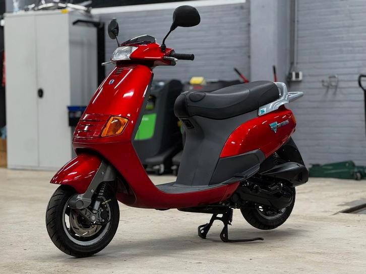Piaggio SKR 125cc 2t (Piaggio Skipper 125cc 2 takt), Fietsen en Brommers, Brommers | Overige merken, Zo goed als nieuw, Maximaal 45 km/u