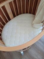 Nieuwstaat Stokke Sleepi Mini V3 MATRAS +2 Stokke Hoeslakens, Ophalen of Verzenden, Zo goed als nieuw, Wieg