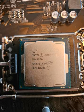 Intel core i5 7500 3.4Hz LGA 1151 CPU beschikbaar voor biedingen