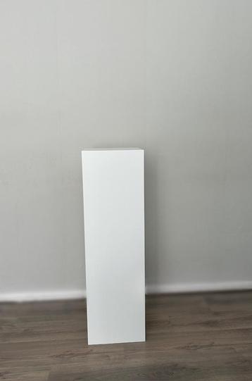 Te Huur: Witte Zuilen/Pillaren/Sokkels beschikbaar voor biedingen