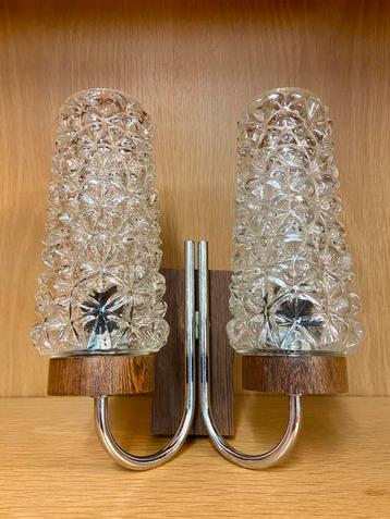 Vintage Houten Wandlamp met glazen kelken  retro jaren 60/70 beschikbaar voor biedingen
