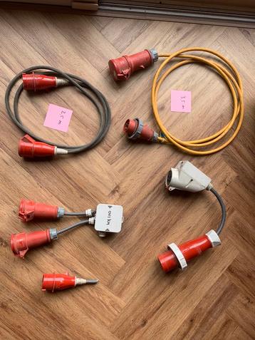 Krachtstroomkabels en -stekkers beschikbaar voor biedingen