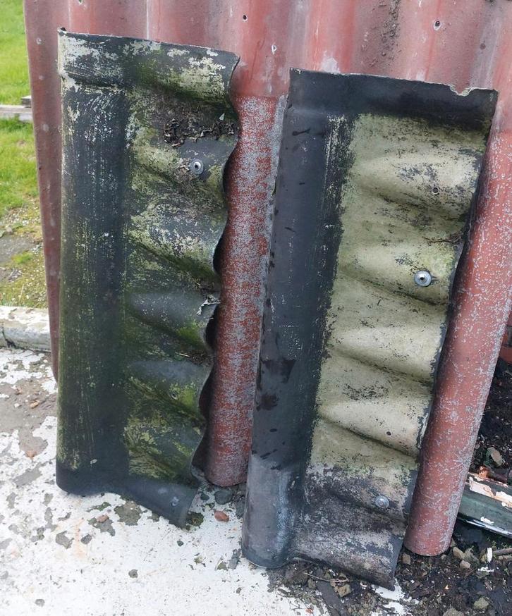 Golfplaat Nokstukken, Doe-het-zelf en Verbouw, Dakpannen en Dakbedekking, Gebruikt, Golfplaat, Overige materialen, Zwart, Ophalen