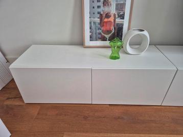 2 BESTA ikea tv meubels te koop! 120cm en 180cm, wit