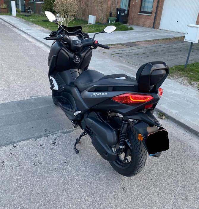 Yamaha Xmax, Fietsen en Brommers, Scooters | Yamaha, Zo goed als nieuw, Overige modellen, Benzine, Ophalen