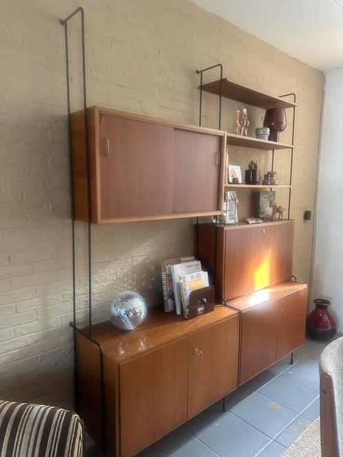 Vintage Omnia wand systeem kast, wandmeubel, Huis en Inrichting, Kasten | Wandmeubels, 200 cm of meer, 25 tot 50 cm, Ophalen of Verzenden