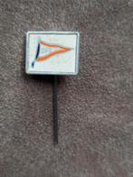 Speldje D.F.C
  (Dordtse Football Club?), Ophalen of Verzenden, Gebruikt