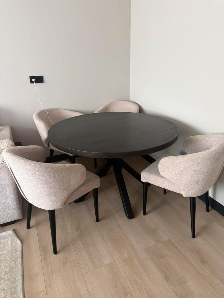 Eettafel met 4 stoelen, Huis en Inrichting, Tafels | Eettafels, Zo goed als nieuw, 100 tot 150 cm, 100 tot 150 cm, Rond, Ophalen