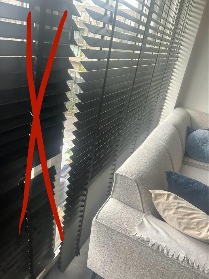 Zwarte houten jaloezieën, Huis en Inrichting, Stoffering | Gordijnen en Lamellen, Zo goed als nieuw, 200 cm of meer, 200 cm of meer