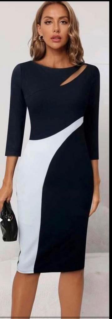 Elegant zwart wit dessin mooie accent3n 3/4 mouwen maat XL beschikbaar voor biedingen