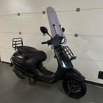 Vespa Sprint Mat zwart vol opties 7323KM “met garantie”, Fietsen en Brommers, Snorfietsen en Snorscooters, Ophalen, Zo goed als nieuw