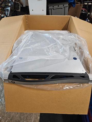 Rackmount Middle Depth Storage Server Chassis iw-rs10402m beschikbaar voor biedingen