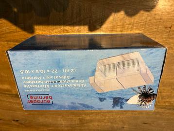 Aquarium kweekbakje beschikbaar voor biedingen