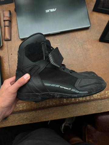Motor Schoenen beschikbaar voor biedingen