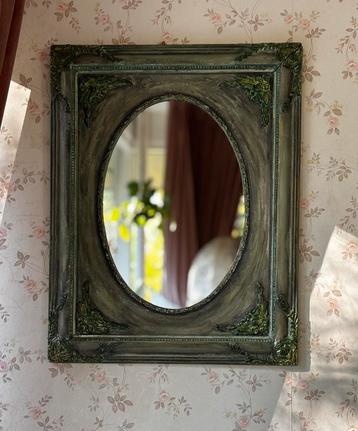 Ovale Spiegel met rechthoekige Sierlijke Lijst beschikbaar voor biedingen