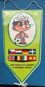 Voetbal Euro 1980 Italie Vaandel, Verzamelen, Ophalen of Verzenden, Zo goed als nieuw, Buitenlandse clubs, Vaantje of Sjaal