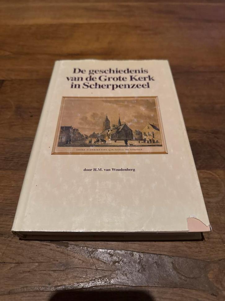 Geschiedenis Grote Kerk Scherpenzeel - H.M. van Woudenberg, Boeken, Geschiedenis | Stad en Regio, Gelezen, 20e eeuw of later, Ophalen of Verzenden