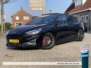 Ford Focus 2.3 EcoBoost ST 400PK Performance / Pano / Millte beschikbaar voor biedingen