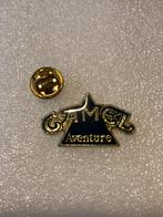 Metalen pin Camel Aventure, Verzamelen, Verzenden, Zo goed als nieuw, Merk, Speldje of Pin