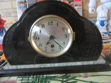 klok Art Deco Art Nouveau Marmeren Pendule beschikbaar voor biedingen