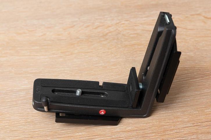 Manfrotto universeel L Bracket RC4, Audio, Tv en Foto, Fotografie | Statieven en Balhoofden, Zo goed als nieuw, Overige typen