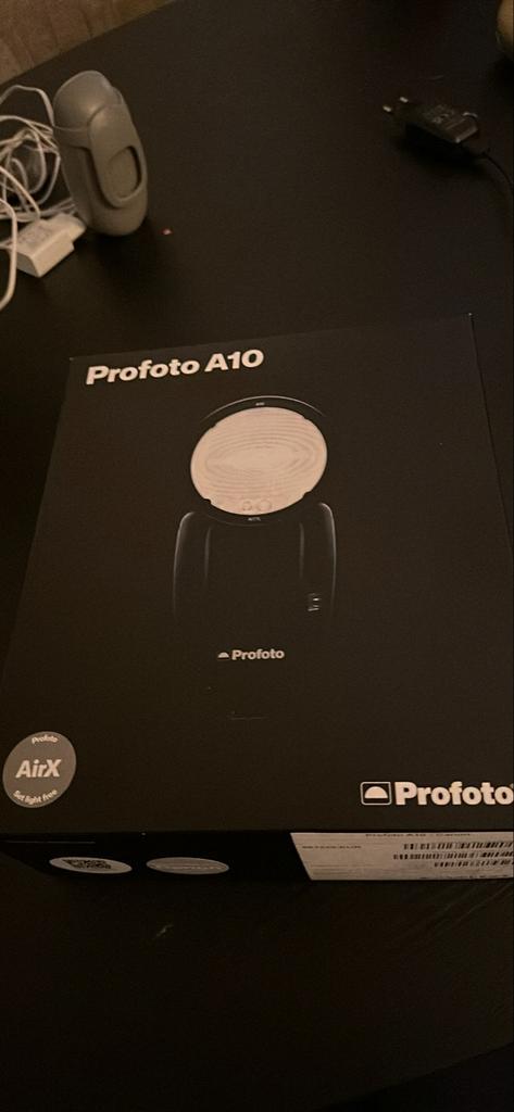 Profoto A10 Flitser Canon - Zo goed als nieuw!, Audio, Tv en Foto, Fotografie | Flitsers, Zo goed als nieuw, Kantelbaar, Ophalen