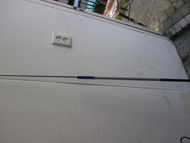 hengel  in drie delen merk staat er niet op 2 hengels, Watersport en Boten, Hengelsport | Algemeen, Gebruikt, Vaste hengel, Ophalen