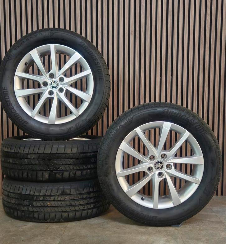 Nette 18" Orig SKODA Kodiaq Velgen+GOEDE Zomerbanden 5x112, Auto-onderdelen, Banden en Velgen, Banden en Velgen, Zomerbanden, 18 inch