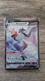 Galarian Artincuno v (TG16), Hobby en Vrije tijd, Verzamelkaartspellen | Pokémon, Ophalen of Verzenden, Zo goed als nieuw, Losse kaart