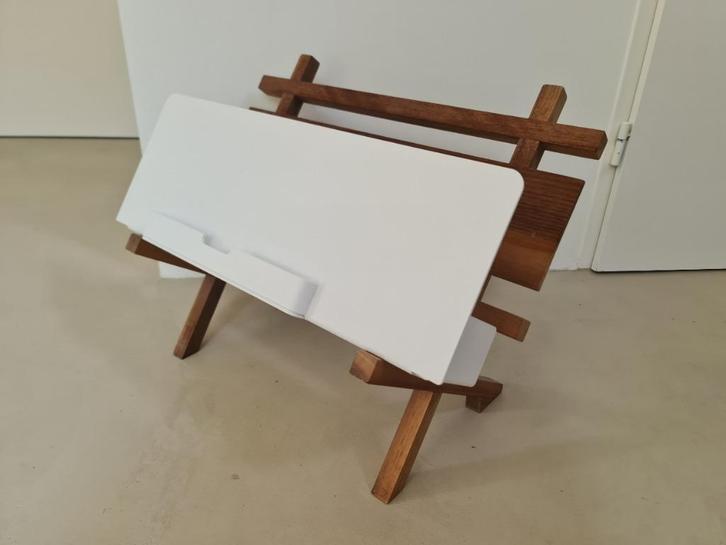 Tijdschrift / iPad-houder van Hoff Ontwerp for Functional, Huis en Inrichting, Woonaccessoires | Krantenbakken en Lectuurbakken