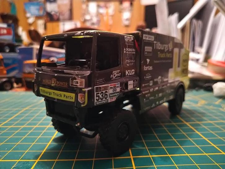 Gezocht Gezocht Team Tilburgse Truck Parts  de DAF CF Dakar, Hobby en Vrije tijd, Modelauto's | 1:50, Zo goed als nieuw, Bus of Vrachtwagen