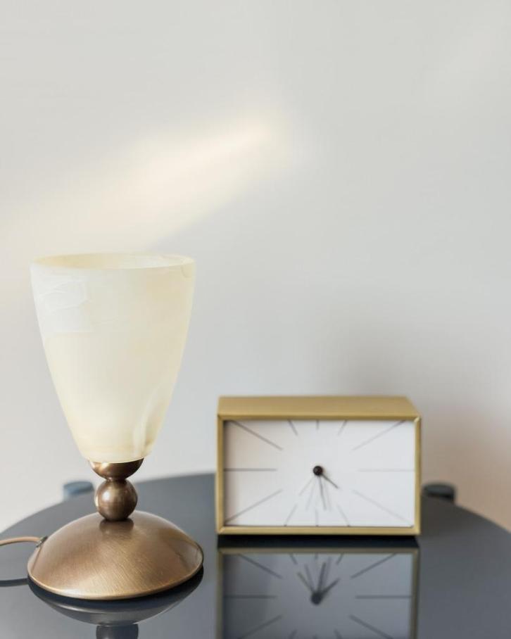 Vintage R.S.-Leuchten Table Lamp  Swirled Glass & Brass Base, Huis en Inrichting, Lampen | Tafellampen, Zo goed als nieuw, Minder dan 50 cm