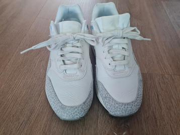 OG Nike Air Max 1 Safari Summit White beschikbaar voor biedingen