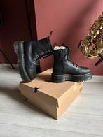 Dr Martens Pisa III maat 36, Ophalen of Verzenden, Zo goed als nieuw, Zwart