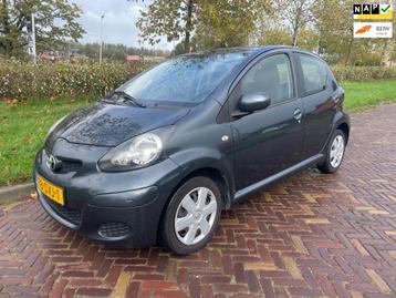 Toyota Aygo 1.0-12V Navigator-Airco-1e eigenaar beschikbaar voor biedingen