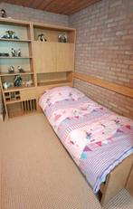 Stijlvolle slaapkamer– robuuste meubels. Leuk bod gevraagd, Ophalen, Eenpersoons