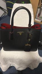 Originele Prada tas, Sieraden, Tassen en Uiterlijk, Tassen | Damestassen, Ophalen of Verzenden, Zo goed als nieuw, Zwart, Handtas