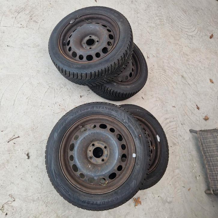 Winterbanden 195/55 R16, Auto-onderdelen, Banden en Velgen, Gebruikt, Ophalen