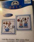BORDUURPAKKET DMC DECO LITTLE BLUE KITCHEN, Verzenden, Nieuw, Handborduren, Borduurpakket