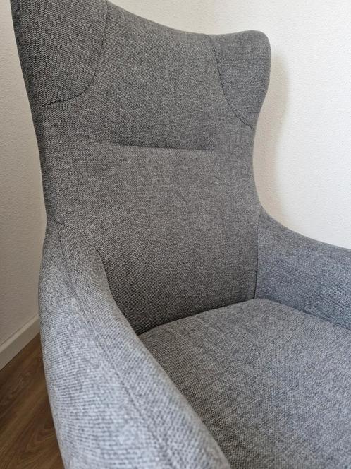 Movani stoel met Hockey, Huis en Inrichting, Stoelen, Zo goed als nieuw, Eén, Stof, Grijs, Ophalen