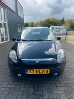 Fiat Punto 1.3 Multijet 62KW 3DR 2010 Zwart ketting hoorbaar, Auto's, Voorwielaandrijving, Euro 5, Zwart, 4 cilinders