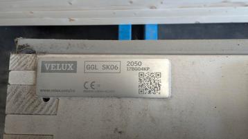 Velux dakraam wit ggl sk06 114cmx118cm compleet met gootstuk beschikbaar voor biedingen
