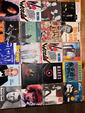 Vinyl singles beschikbaar voor biedingen
