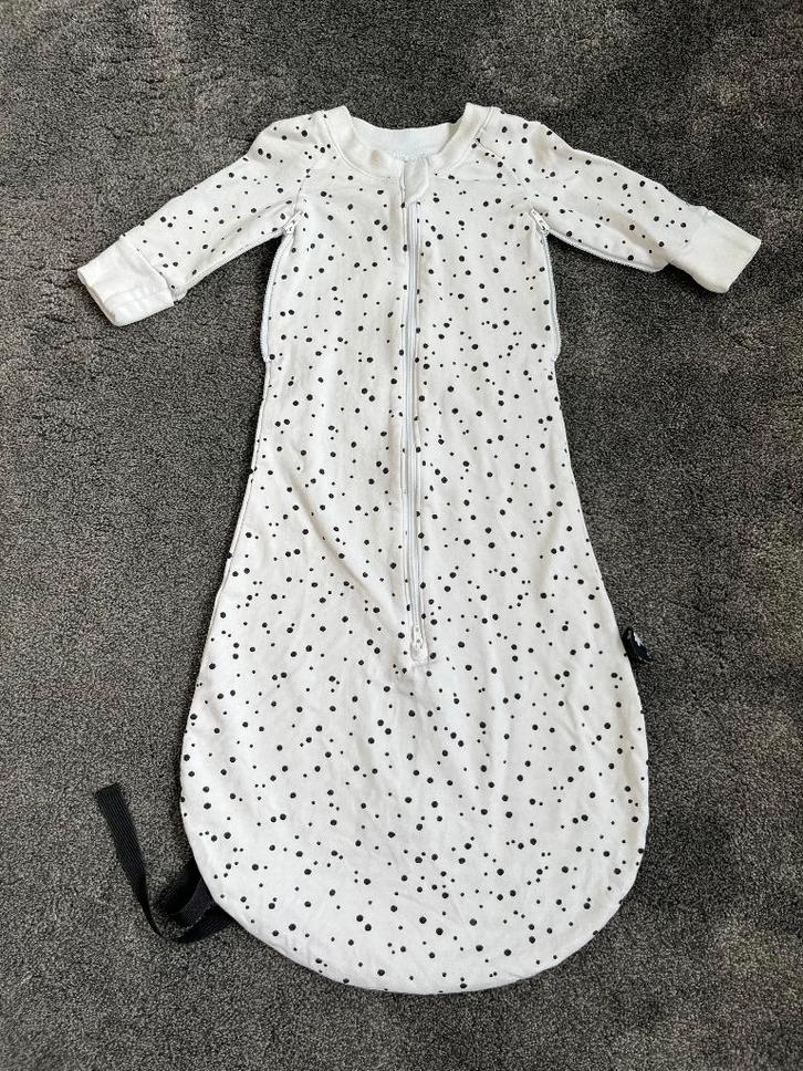 Fedde en Kees Bundi slaapzakje 0-3 maanden stippen, Kinderen en Baby's, Dekens, Slaapzakjes en Inbakerproducten, Zo goed als nieuw